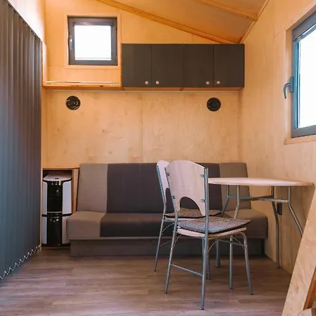 Kajutera By Vinarstvi Konitz Appartement